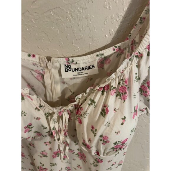 No Boundaries Plus Size Milkmaid Floral Puff Sleeved Midi Dress - Picture 9 of 11